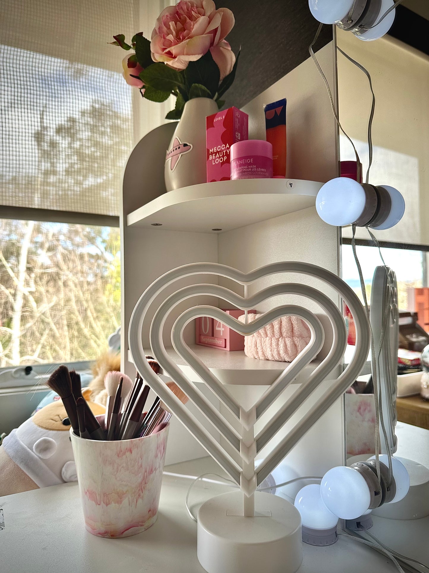 sustainable-canvas-pot-pink-used-as-make-up-brush-holder-recycled-plastic